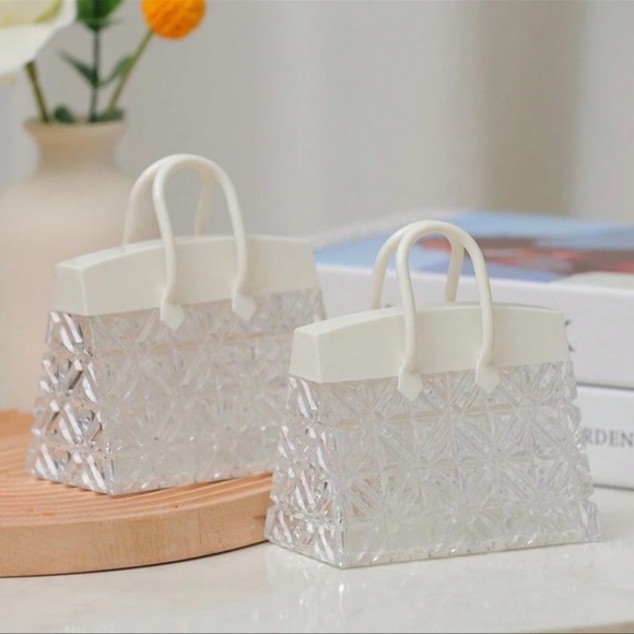 Mini LED Handbag Light - Picture 2 of 3